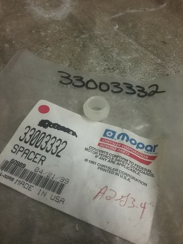 33003332 Mopar Exhaust Manifold Spacer