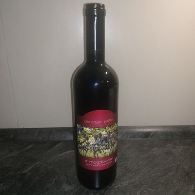 Südtiroler Rotwein St.Magdalener von Jahr 2011  vom Weingut Egger-Ramer in Bozen