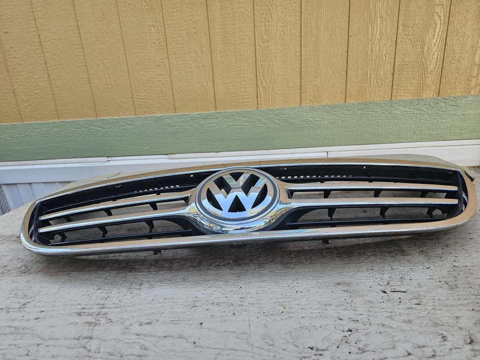 09 10 11 Tiguan Front Upper Bumper Grille Grill Mesh Panel Black Chrome OEM - Image 2 of 4