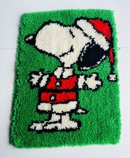 Vintage Peanuts SANTA SNOOPY Christmas Latch Hook Rug Wall Art 20x27 Complete