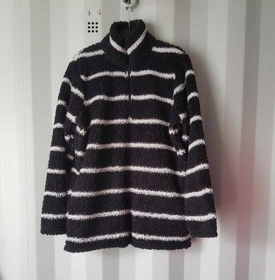 black colour teddy jumper