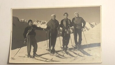 FOTOGRAFIA D EPOCA DI MONTAGNA CON SCIATORI