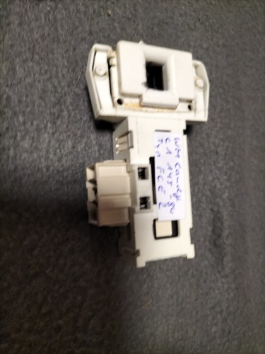 Ersatzteil aus Waschmaschine Candy C1 145 - Türschloss Türriegel Rold  DA053