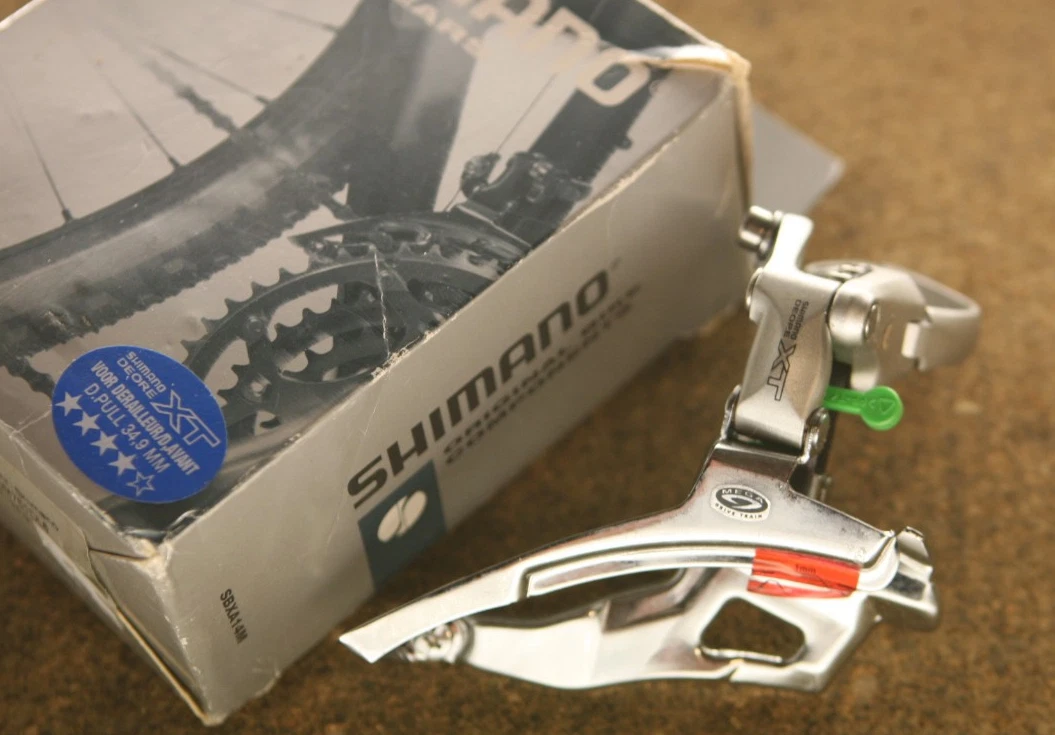 Dérailleur Avant Shimano FD-MC30 Triple – 28.6mm Clamp, Acier Japonais, Occasion