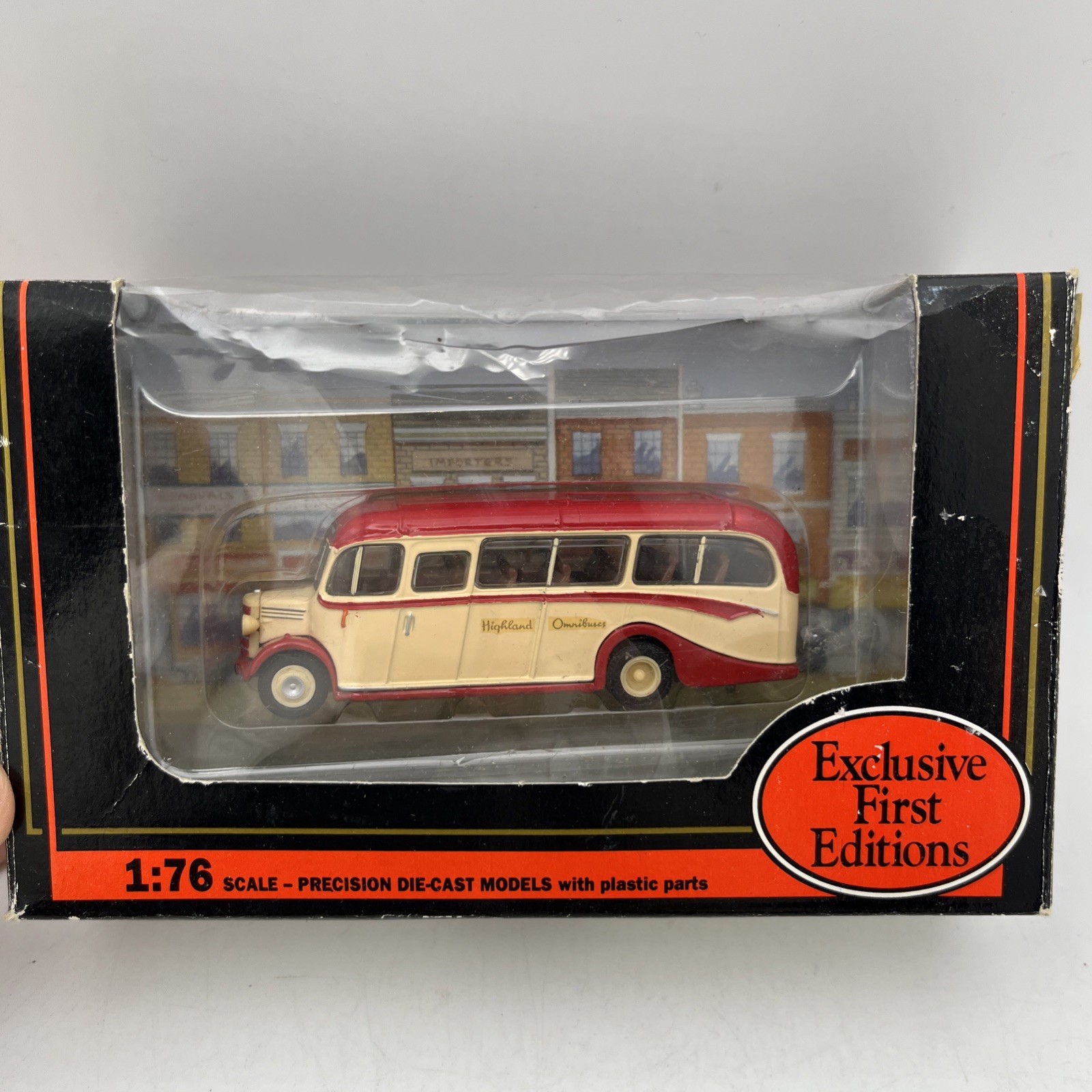 EFE 1:76 Bedford OB coach Premier watford Bus - 20107 boxed 1997 ?