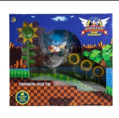 Kidrobot Sonic the Hedgehog Medium Figure - Collectible Visual Art
