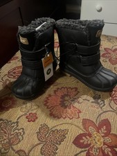 Cat And Jack Snow Boots Size 9