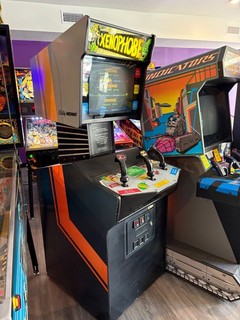 Xenophobe arcade game