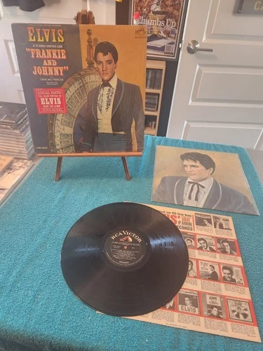 Elvis - LPM-3553 HYPE STICKER - BONUS PHOTO