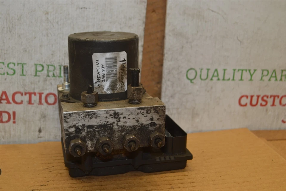 09-11 Ford Crown Victoria ABS Brake Pump Control OEM 9W732C346A Module 211-11B2 - Image 3 of 4