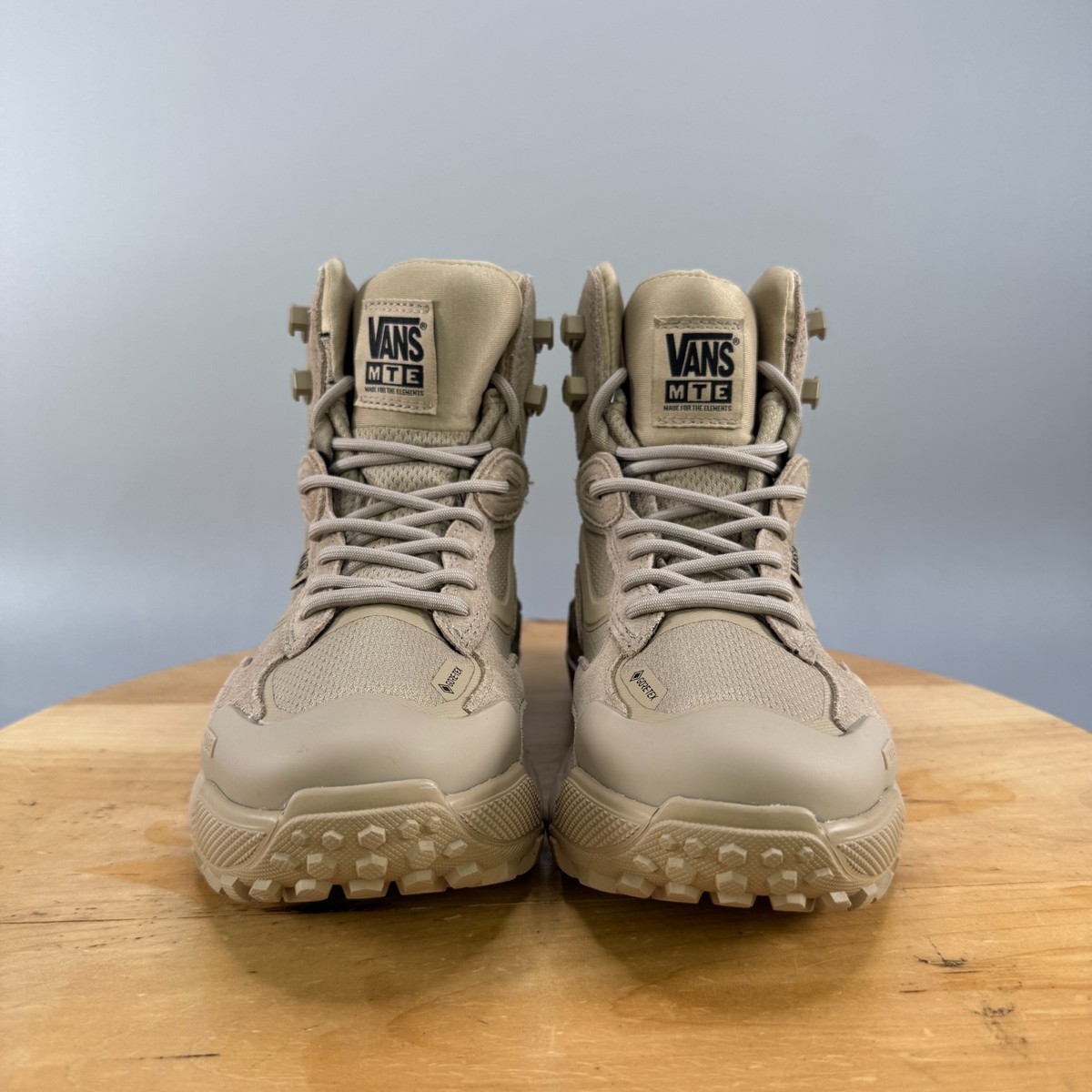 Vans MTE Crestline Gore-Tex Women Size 7 Shoes Hiking Boots Khaki