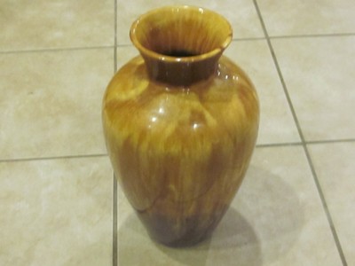 Vintage Blue Mountain Pottery Vase 13in Gold Drip Glaze Bmp Canada