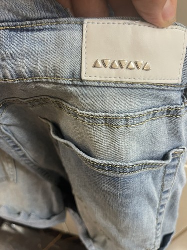 Women's DollHouse Overall Destructed Light Faded Stretch Jean Shorts Size 11 - Picture 8 of 12