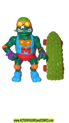 RED M *** Teenage Mutant Ninja Turtles 1991 MICHELANGELO