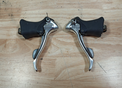 Shimano Dura-Ace 9-speed 2x9 ST-7700-C Brifter / STI Lever Set - Excellent