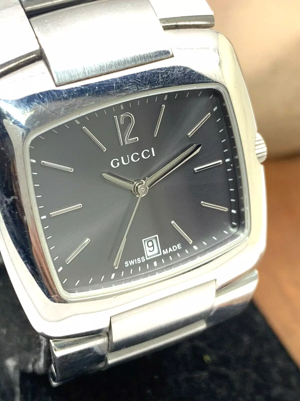 Montre unisexe GUCCI 8500M quartz suisse cadran gris acier inoxydable argenté 34 mm