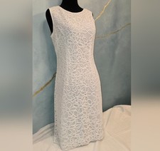 London Times White Lace Floral Sleeveless Scoop Neck Sheath Knee Length Dress 6