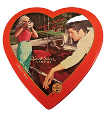 Herzförmige  Elvis Russell Stover Candies Pappschachtel leer 24x24x2,8