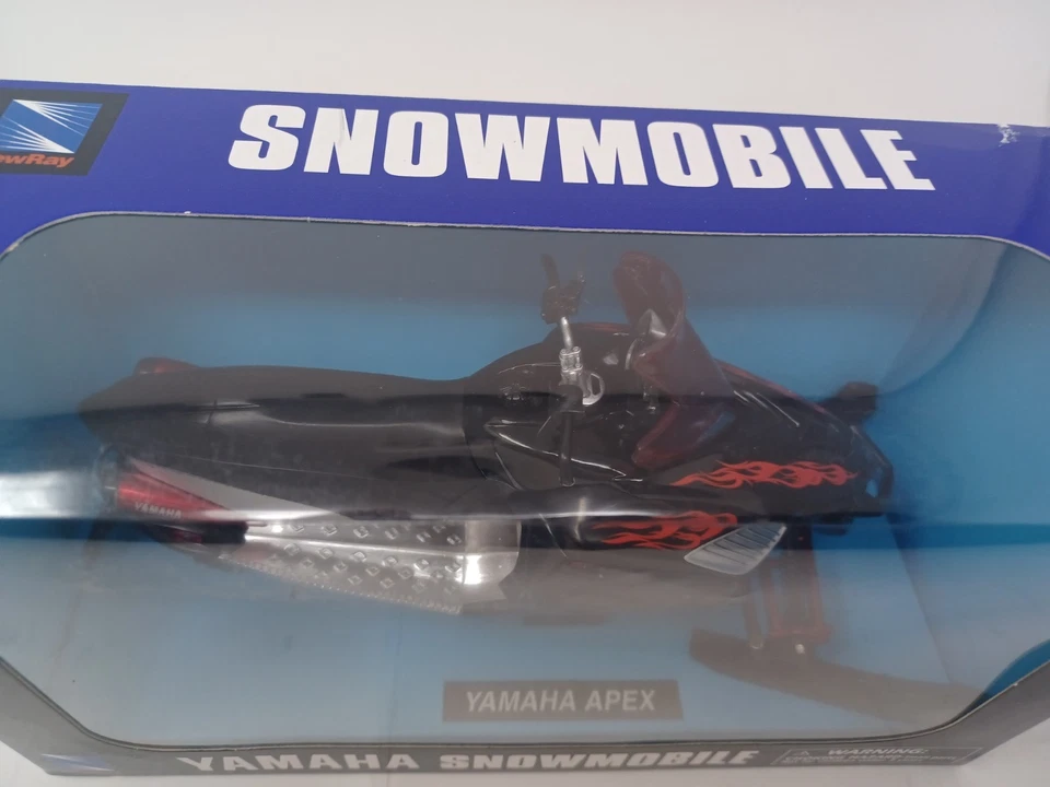 Nueva moto de nieve Ray Yamaha APEX 1:12 diecast Foto 3 de 4