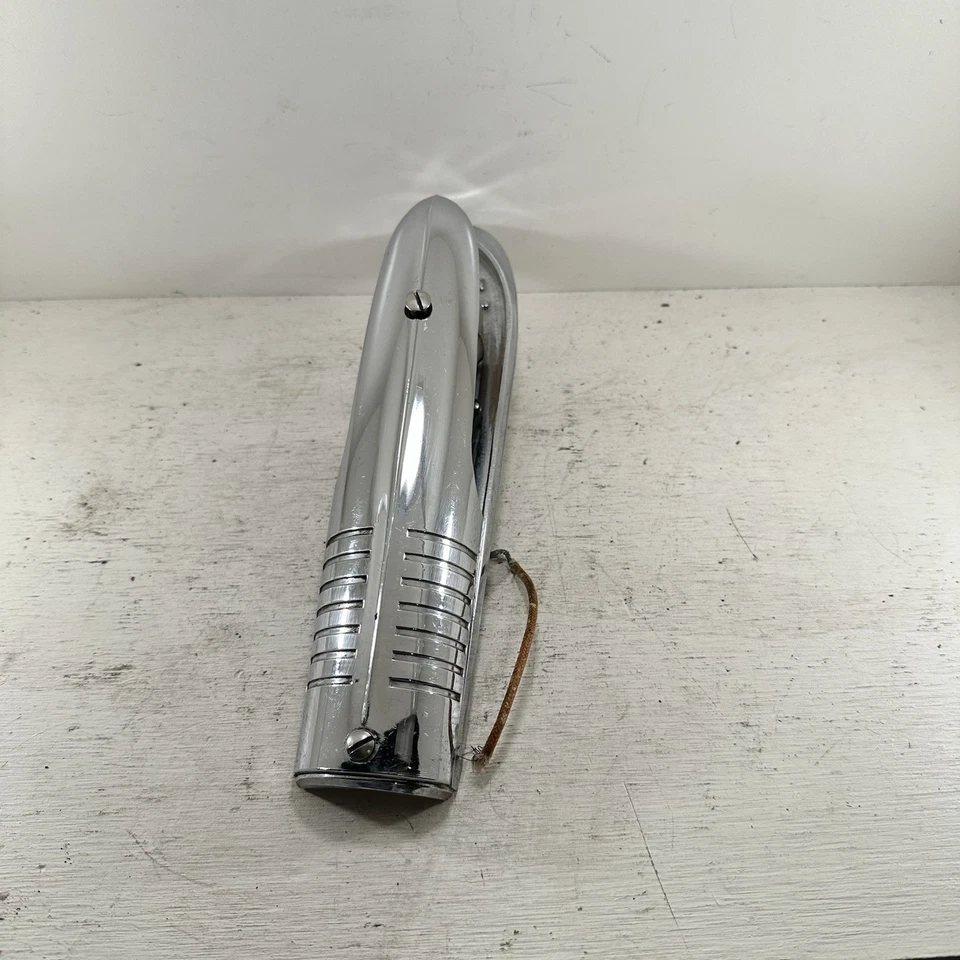 OEM 5938390 GM 1949 Buick Chrome Parklight Base With Lens Excellent Condition - Image 3 of 4