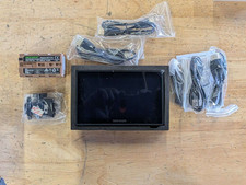 NEEWER F500 5.5" Camera Monitor 1920x1080 IPS HD Display W/ Accessories