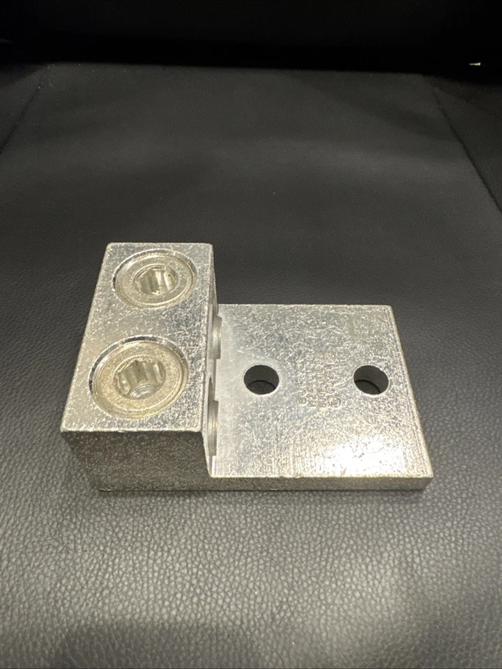 Burndy K2A40U2N Heavy Duty Aluminum Lug for two 300-800 KCMIL Cables AL/CU NEW!! - Image 3 of 4