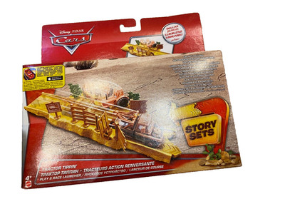 Disney Pixar Cars - Deluxe Story Set - Traktor Tippin  - Neu - Maßstab 1:55