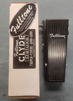 Fulltone Clyde Deluxe Wah Guitar Pedal Black USA Made w/Box, Sticker, & Papers