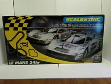 Scalextric 1/32 Le Mans 24 Hr. Mercedes CLK GT Slot Car Racing Set Local Pick Up