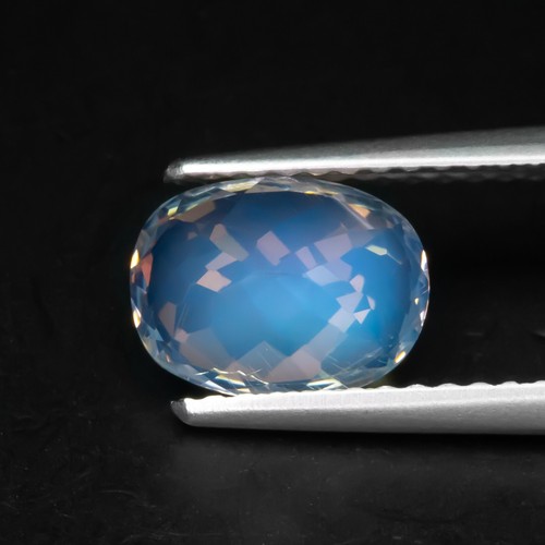 Dramatic! 1.57 ct Blue Moonstone Yellowish Blue Faceted Oval Gemstone From India - Picture 5 of 6