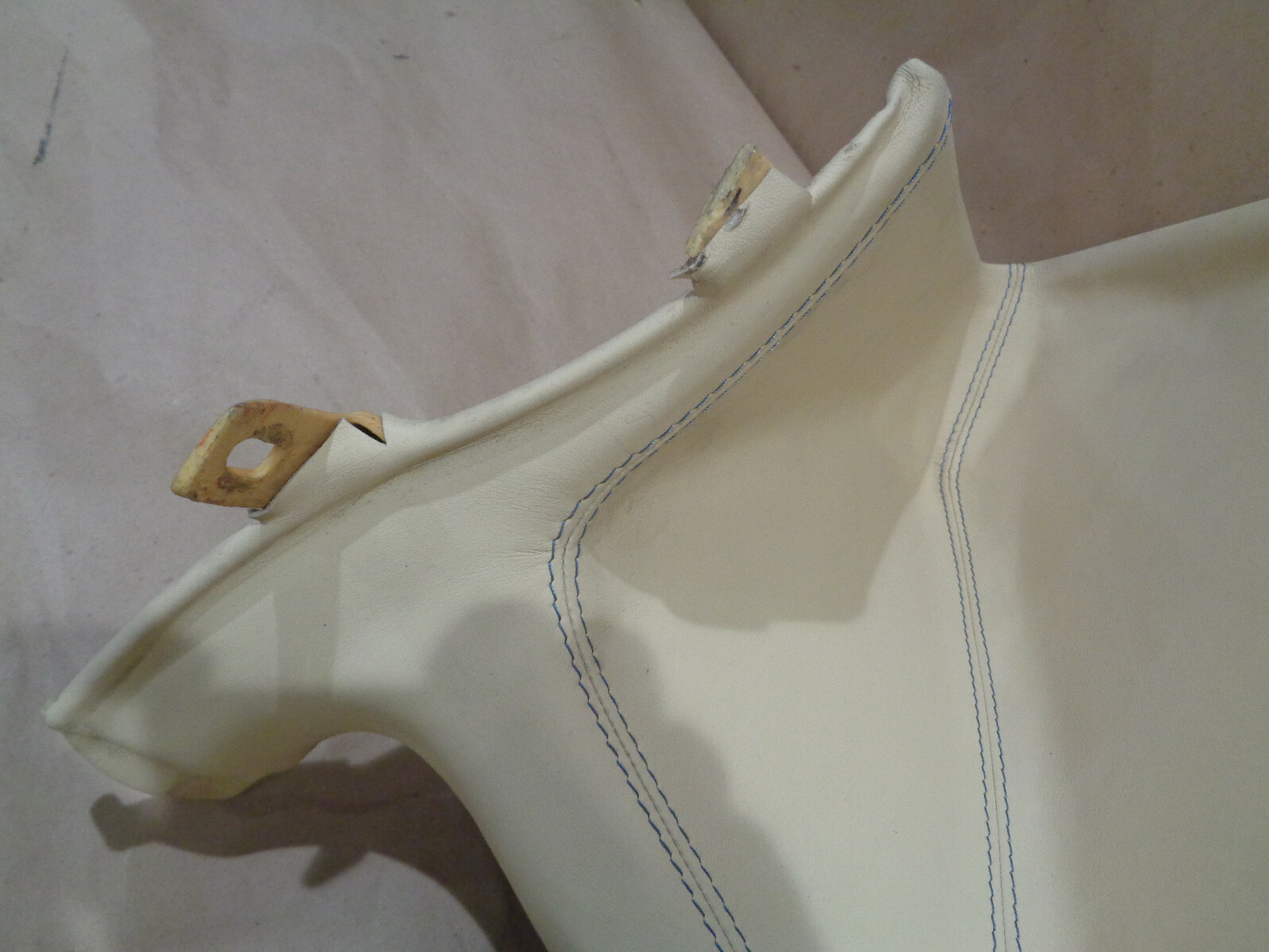 Ferrari 430-360 - LH Side Rear Window Glass Trim Panel - Cream  P/N 63581004