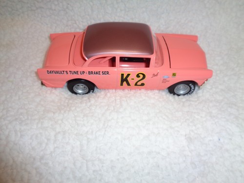 Dale Earnhardt #K-2 1956 Ford Victoria Pink 1/24 Action Car Platinum Series 1998 - Picture 2 of 15
