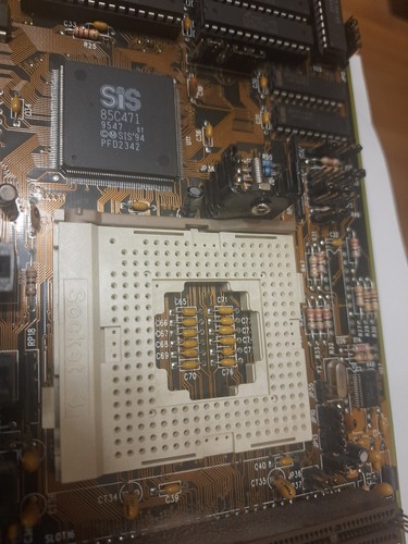 Vintage Rare ZIDA 4DVS 2.0 Socket 3 SiS 85C471 / 85C407 VLB ISA 486 Motherboard - Picture 2 of 15