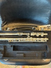 YAMAHA YFL 262 OPEN HOLE FLUTE w/ case