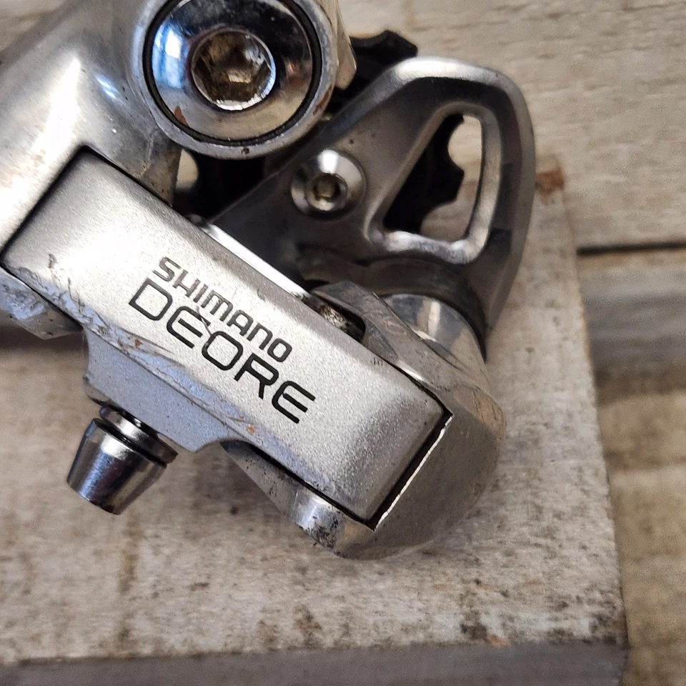 Vintage Shimano Deore RD-MT60 Rear Derailleur Long Cage Japan MTB Touring 6 or 7 - Image 3 of 4