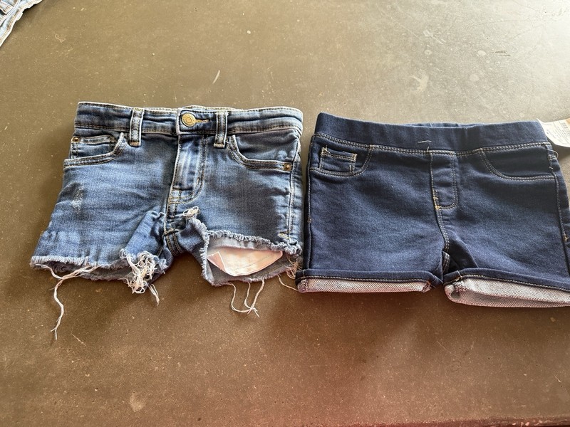 2 Pairs Of Girls Denim Shorts Size 4 Real Love NWT, Cat & Jack