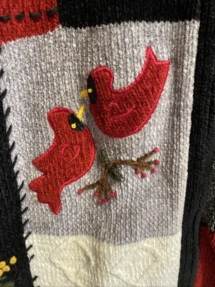 Suéter Navidad Cremallera Completa Cardenales y Flores de Pascua Alfred Dunner De Colección Talla S Foto 2 de 4