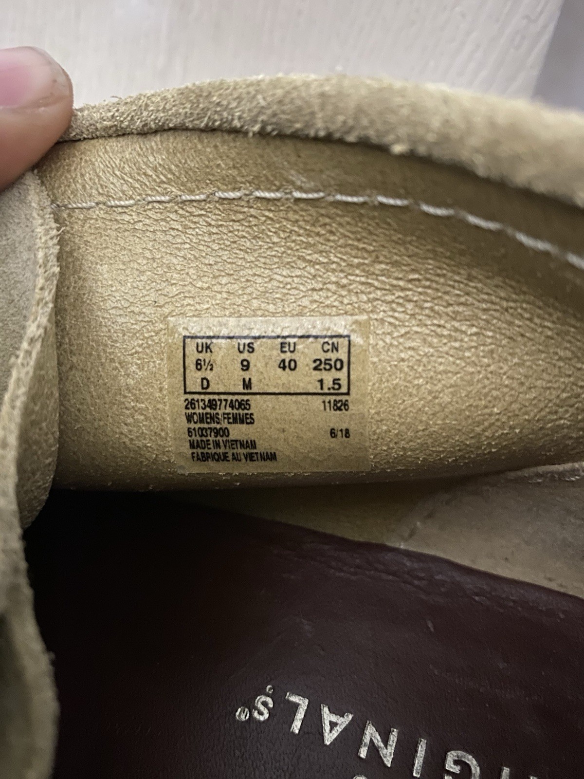 Clarks Originals Wallabees Chukka Tan Beige Suede Moccasins Women Size 9m image 3