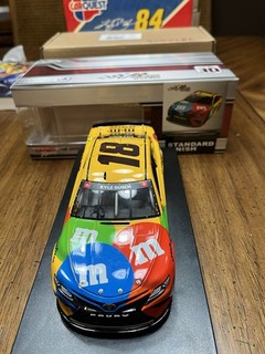 KYLE BUSCH 2021 M & M's CELEBRATING 80 YEARS DARLINGTON THROWBACK 1/24