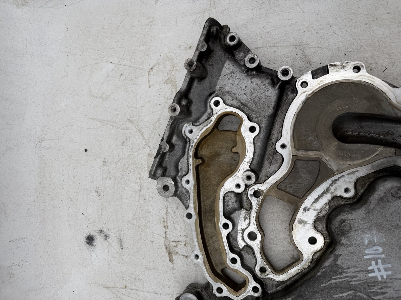 2014-2021 MASERATI GHIBLI 3.0L ENGINE TIMING CHAIN COVER OEM 2017 2018 2019 2020