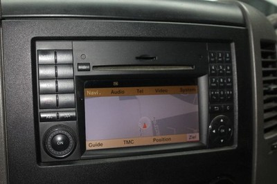 Navi Navigation CD Radio Command Mercedes Sprinter W906 A 1699002400