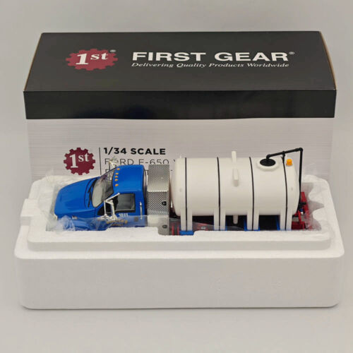 FIRST 1/34 FORD F-650 WATER TANK TRUCK Blue #4155 DIECAST Model Collection - Picture 2 of 10