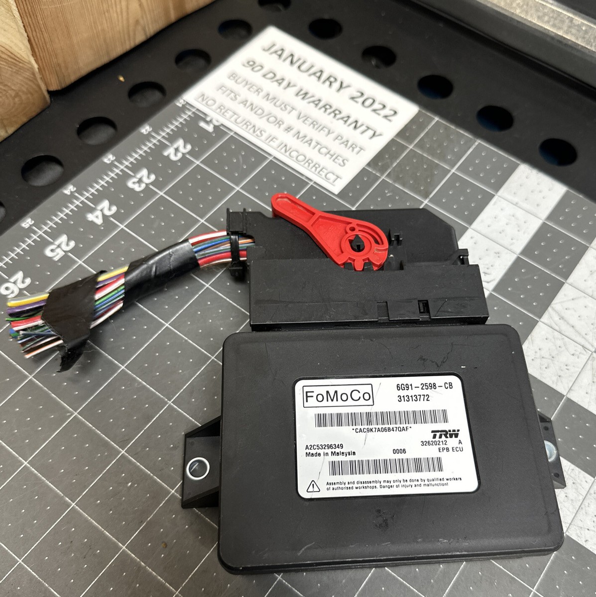 VOLVO XC60 XC70 S80 PARKING BRAKE CONTROL DRIVER ASSIST VOLVO XC60 XC70 S80 PARKING BRAKE CONTROL DRIVER ASSIST