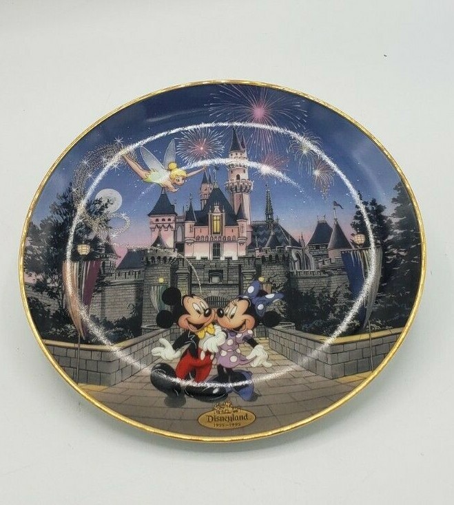Disney club33 annual plate 2023 40周年記念 Disneyland 40th Anniversary Plate Sleeping Beauty Castle The