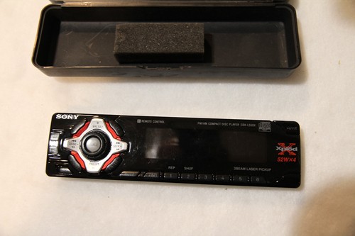 SONY CDX-L550X CAR STEREO DETACHABLE FACEPLATE FACTORY SONY CDX-L550X OEM - Picture 2 of 8
