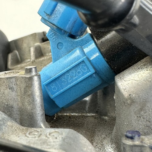 Kawasaki KLR650 Adventure 2022 Throttle body fuel intake manifold throttle - Picture 5 of 9