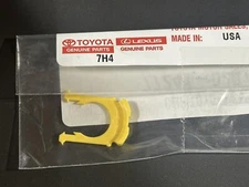 New Toyota OEM Fuel Pump Sender Sending Unit Hose Connector Yellow Clip Retainer