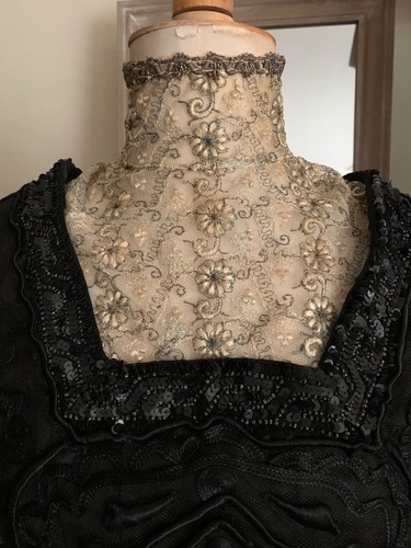 Magnificent Antique Edwardian 1912 Mourning Bodice -Hand Embroidery &lace, beads - Picture 7 of 12