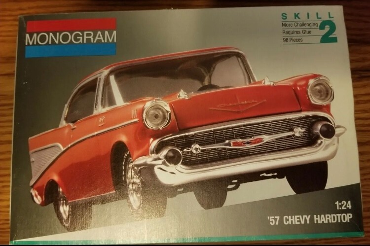 '57 Chevy Hardtop モデルキット 1/24 1991 Monogram '57 Chevy Hardtop 1/24 Scale Model Kit #2225