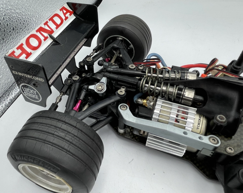 For parts TAMIYA F-201 F201 carbon chassis BAR Honda 007 likes body shell - Picture 14 of 23